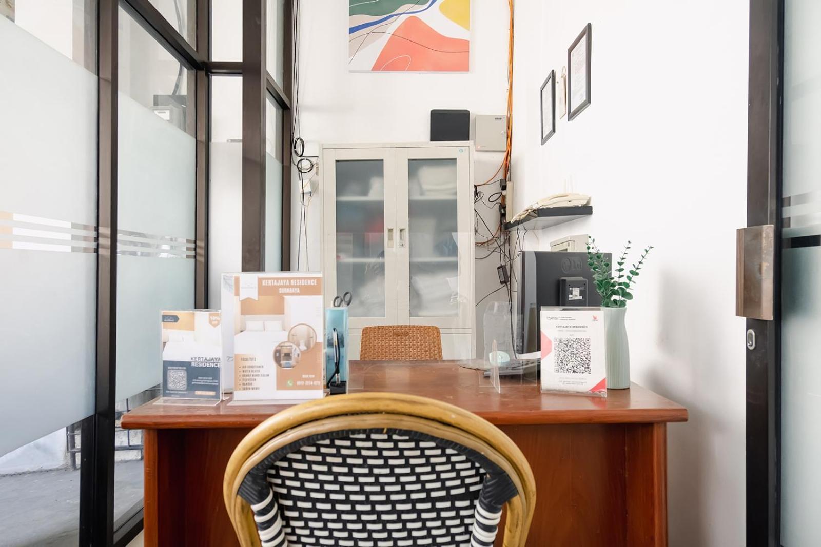 Mono Coliving Kertajaya Syariah, Sby 호텔 수라바야 외부 사진